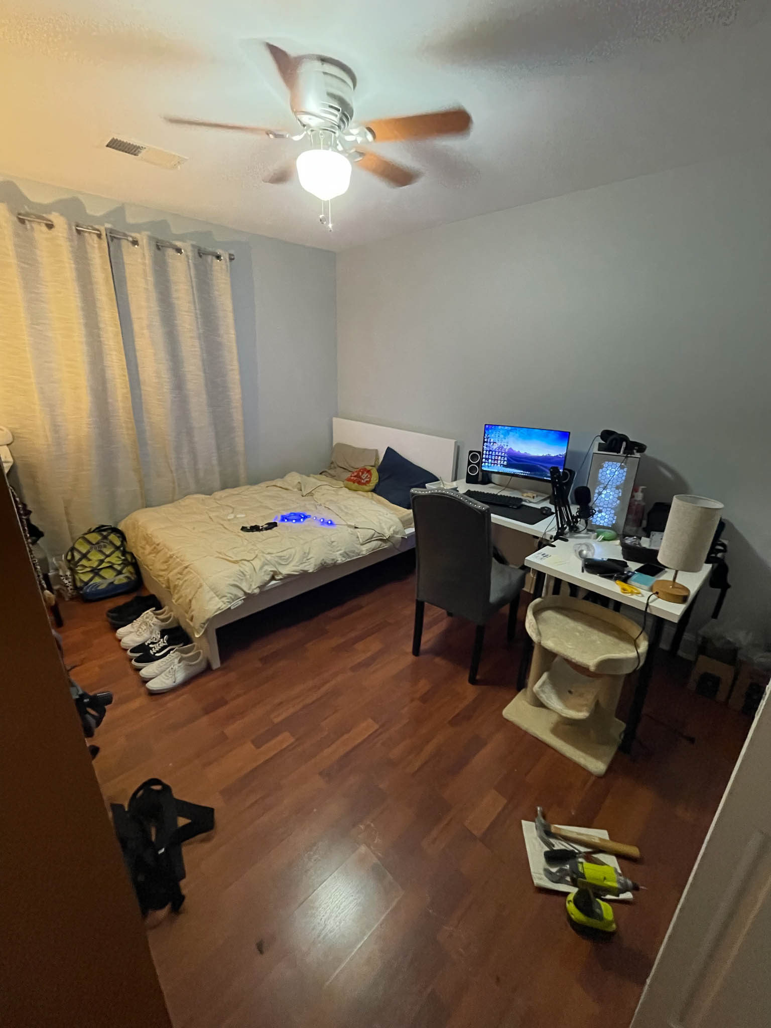 Pandemic coding setup - Dedicated monitor setup